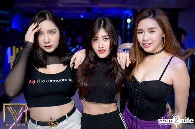 Saturday Night at V Nightclub — photo 12