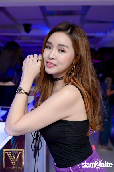 Saturday Night at V Nightclub — photo 18