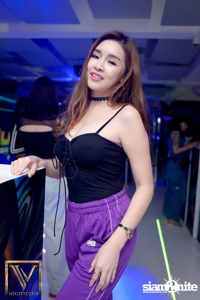 Saturday Night at V Nightclub — photo 19