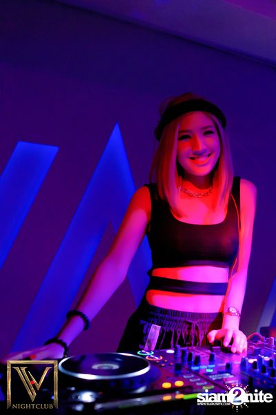 Saturday Night at V Nightclub — photo 39