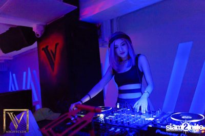 Saturday Night at V Nightclub — photo 40