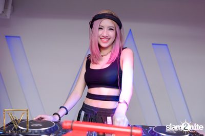Saturday Night at V Nightclub — photo 41
