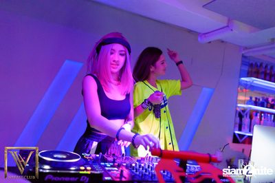 Saturday Night at V Nightclub — photo 85