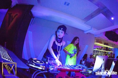 Saturday Night at V Nightclub — photo 106