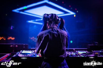 Halloween Weekend กับ DJ BL3ND ที่ ดิฟเฟอร์ ผับ พัทยา — photo 43