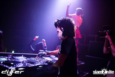 Halloween Weekend กับ DJ BL3ND ที่ ดิฟเฟอร์ ผับ พัทยา — photo 47