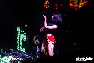 Halloween Weekend กับ DJ BL3ND ที่ ดิฟเฟอร์ ผับ พัทยา — photo 54