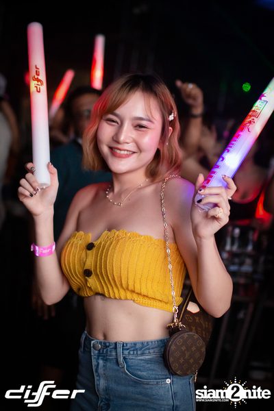 Halloween Weekend กับ DJ BL3ND ที่ ดิฟเฟอร์ ผับ พัทยา — photo 63