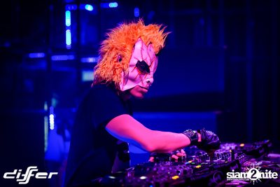 Halloween Weekend กับ DJ BL3ND ที่ ดิฟเฟอร์ ผับ พัทยา — photo 78