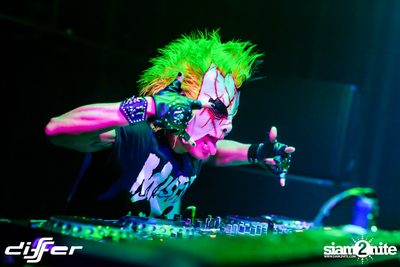 Halloween Weekend กับ DJ BL3ND ที่ ดิฟเฟอร์ ผับ พัทยา — photo 80