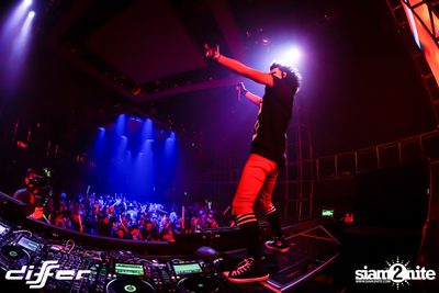 Halloween Weekend กับ DJ BL3ND ที่ ดิฟเฟอร์ ผับ พัทยา — photo 83