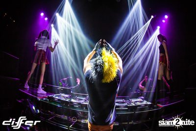 Halloween Weekend กับ DJ BL3ND ที่ ดิฟเฟอร์ ผับ พัทยา — photo 88