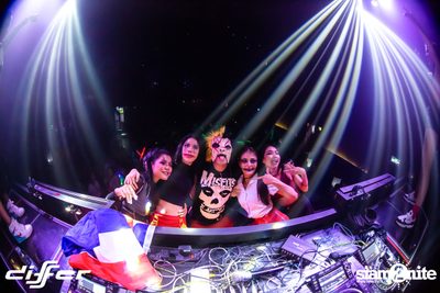 Halloween Weekend กับ DJ BL3ND ที่ ดิฟเฟอร์ ผับ พัทยา — photo 111