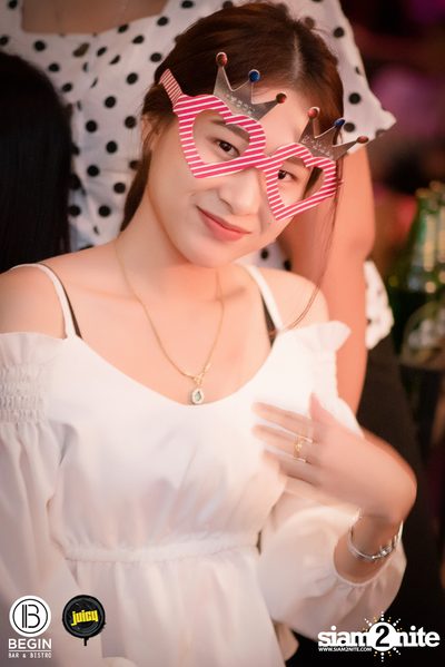 Budweiser นำเสนอ Younggu x Diamond ที่ บีกิน บาร์ — photo 46