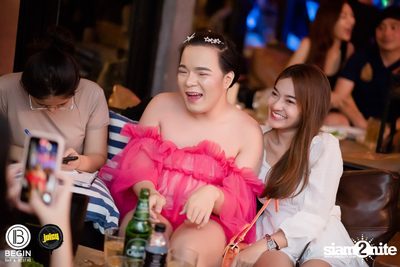 Budweiser นำเสนอ Younggu x Diamond ที่ บีกิน บาร์ — photo 72
