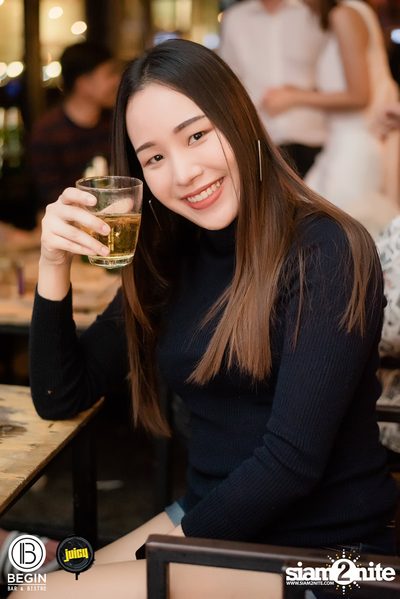 Budweiser นำเสนอ Younggu x Diamond ที่ บีกิน บาร์ — photo 110