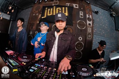 Budweiser นำเสนอ Younggu x Diamond ที่ บีกิน บาร์ — photo 118