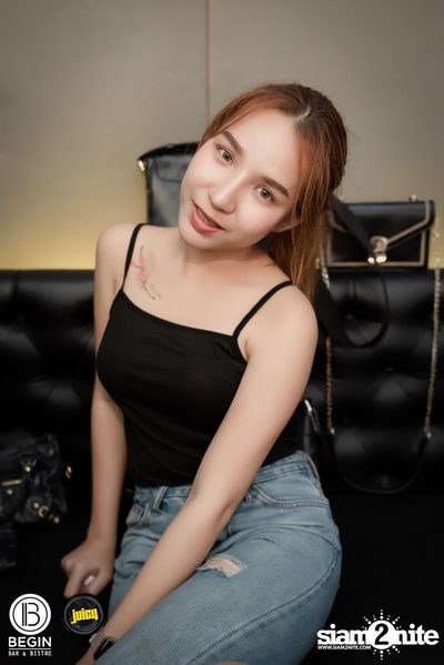 Budweiser นำเสนอ Younggu x Diamond ที่ บีกิน บาร์ — photo 130