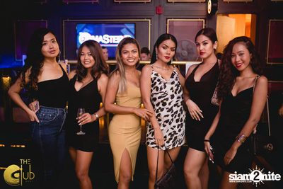 Crush Wednesdays ที่ เดอะคลับ แอท คอย — photo 15