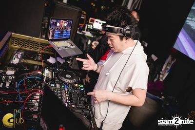 Crush Wednesdays ที่ เดอะคลับ แอท คอย — photo 97