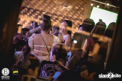 Wanyai x Monik ที่ บีกิน บาร์ — photo 127