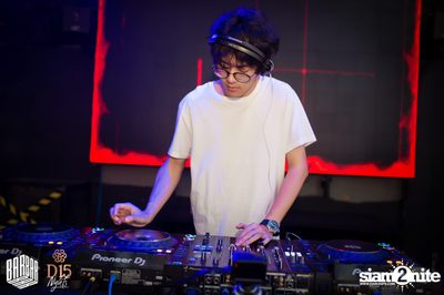 Friday Night at BARBARBAR — photo 12