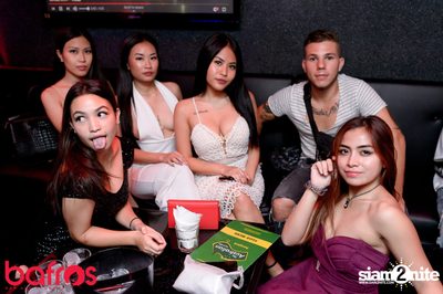 Friday Night at Bafros — photo 27