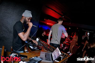 Friday Night at Bafros — photo 29