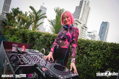 Splash Pool Party at Aloft Bangkok Sukhumvit Soi 11 — photo 5