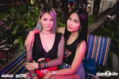 Splash Pool Party at Aloft Bangkok Sukhumvit Soi 11 — photo 39