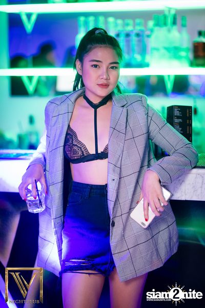 Saturday Night at V Nightclub — photo 51