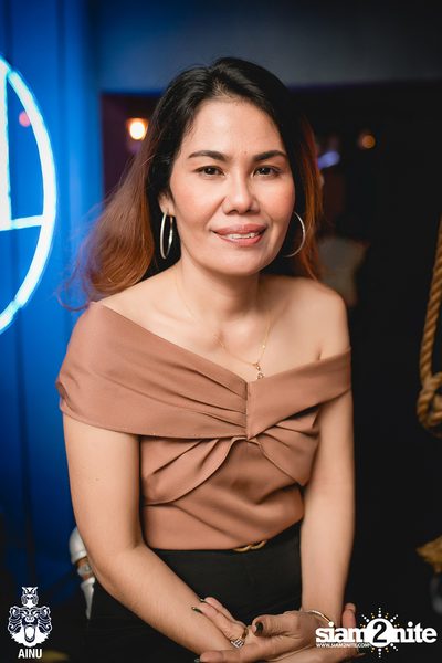 Saturday Night at Ainu Bar — photo 7