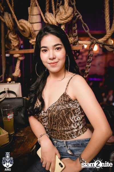 Saturday Night at Ainu Bar — photo 8