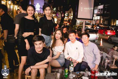 Saturday Night at Ainu Bar — photo 16