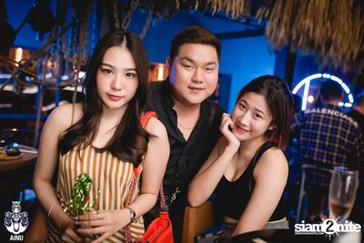 Saturday Night at Ainu Bar — photo 22