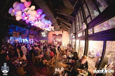 Saturday Night at Ainu Bar — photo 33
