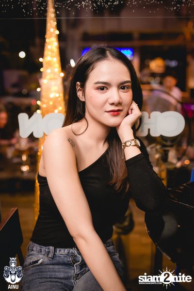 Saturday Night at Ainu Bar — photo 34