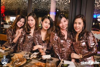 Saturday Night at Ainu Bar — photo 38