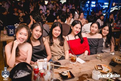 Saturday Night at Ainu Bar — photo 41
