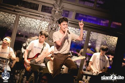 Saturday Night at Ainu Bar — photo 49
