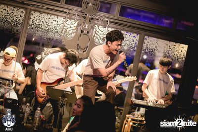 Saturday Night at Ainu Bar — photo 50