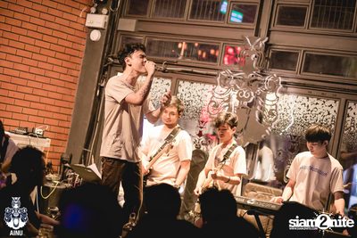 Saturday Night at Ainu Bar — photo 76