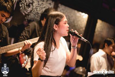 Saturday Night at Ainu Bar — photo 83