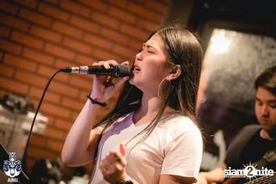 Saturday Night at Ainu Bar — photo 93