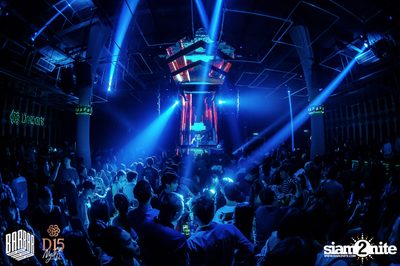 D15 Nights Freestyler presents Mike Cervello at Barbarbar — photo 97