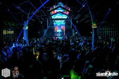 D15 Nights Freestyler presents Mike Cervello at Barbarbar — photo 108