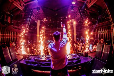 D15 Nights Freestyler presents Mike Cervello at Barbarbar — photo 112