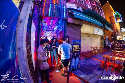 Loopers at The Club Khaosan — photo 3