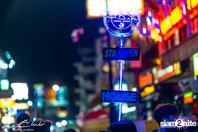 Loopers at The Club Khaosan — photo 7