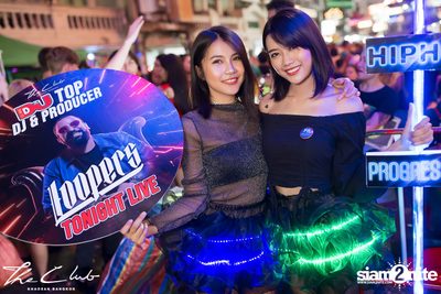 Loopers at The Club Khaosan — photo 11